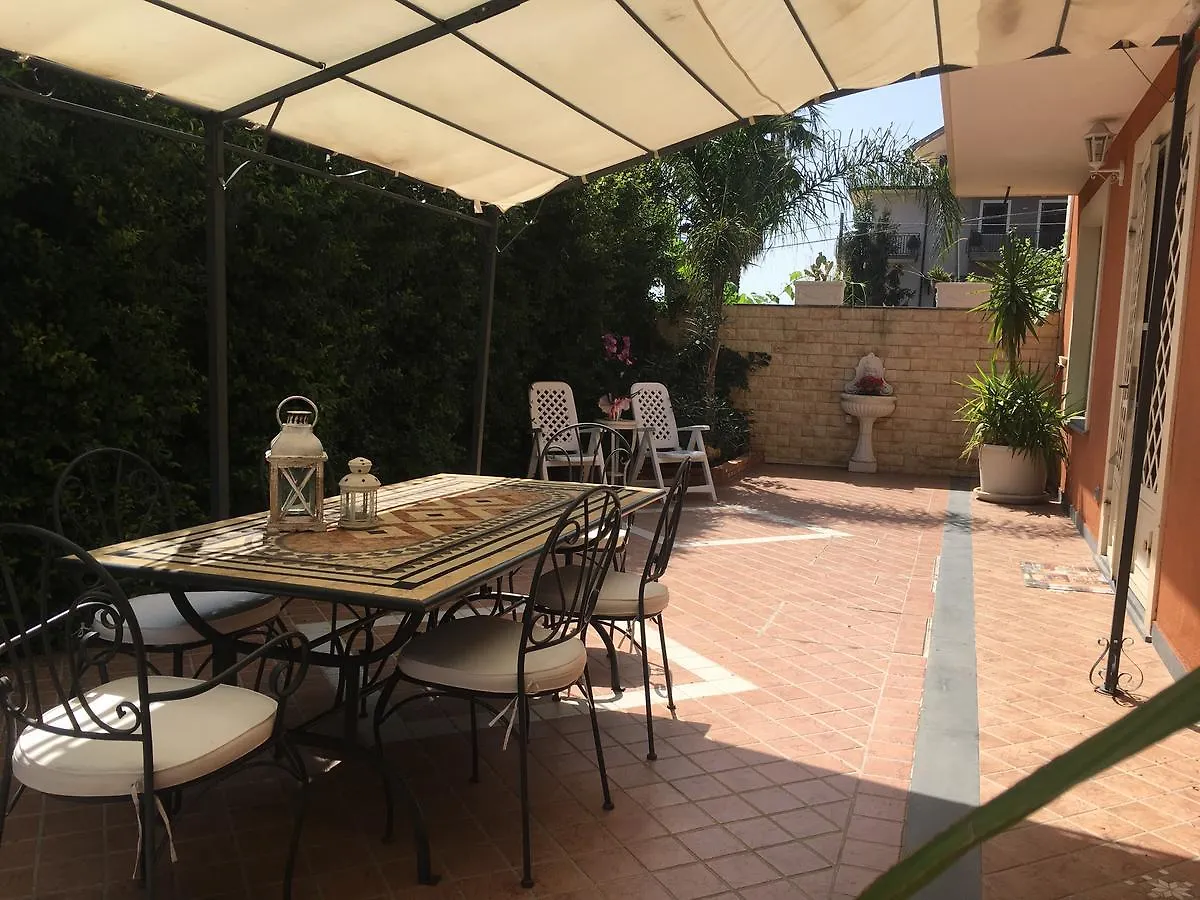 Panzió Villa Longardi Zafferana Etnea
